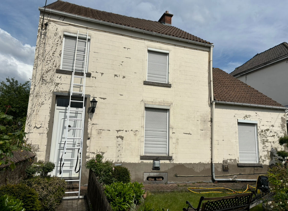 Façade en cours de ravalement
